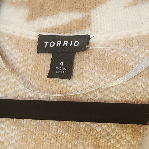 NWOT Torrid Houndstooth Iced Coffee Eyelash Shacket Sweater Size 4 - Picture 7 of 9